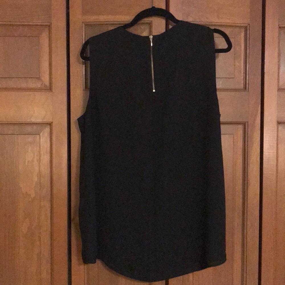 Chico’s Black Shell - Picture 4 of 4